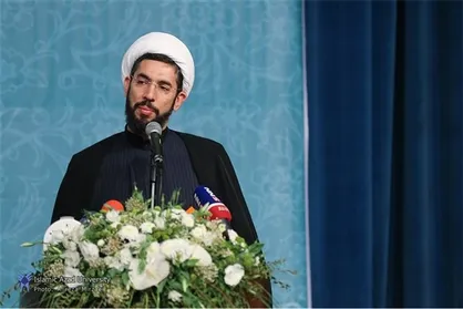 دانشگاه&zwnj;های امروز به مجموعه&zwnj;های علمی قدرتمندی تبدیل شده&zwnj;اند
