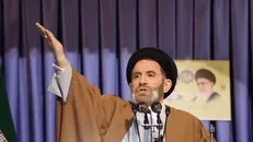 انتقاد امام‌جمعه خرم‌آباد از اجرانشدن مصوبات سفر رئیس مجلس