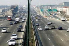ترافیک عادی و روان در تمامی معابر و بزرگراه‌های پایتخت