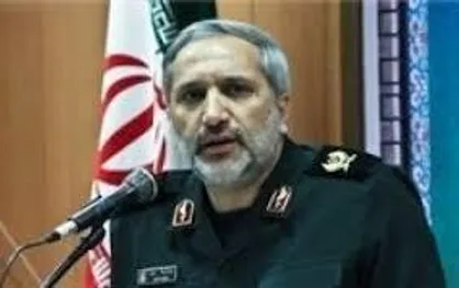 باید در میان مردم عزت و در مقابل دشمنان اقتدار داشته باشیم