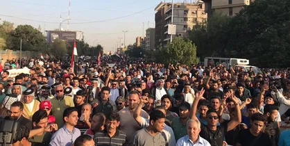 تظاهرات&zwnj;کنندگان عراق: سفارت آمریکا در بغداد منبع تروریسم است +تصاویر