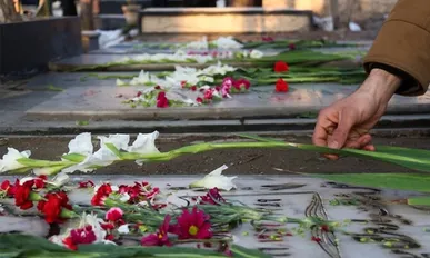 مراسم غبارروبی گلزار شهدا امروز در سراسر کشور برگزار می‌شود