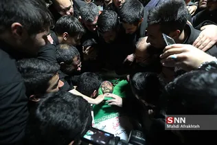 وداع با پیکر شهید محمد حسین حدادیان
