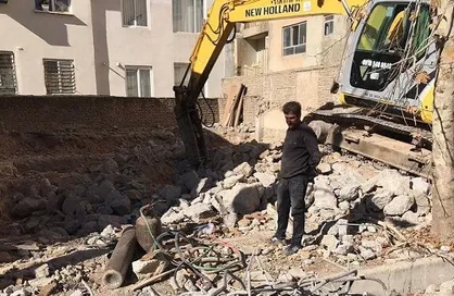 ماجرای تخریب منزل مسکونی خانواده ایلامی بخاطر بدهی به بانک