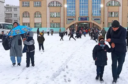 ادارات و مراکز آموزشی استان زنجان فردا تعطیل شد