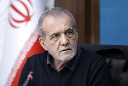 تاکید پزشکیان بر لزوم تدوین برنامه منسجم برای تحقق شعار سال