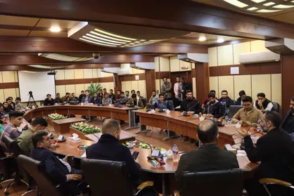 نطفه جنبش دانشجویی براساس استکبار ستیزی نهاده شد / جنبش دانشجویی می تواند کشور را رشد دهد