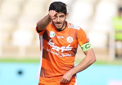 مهدی ترابی به پرسپولیس پیوست +عکس