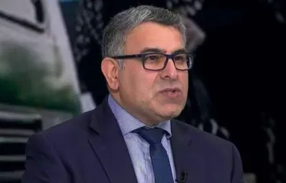 تناقض&zwnj;گویی مثل مرادویسی