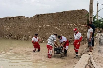 امدادرسانی به ۱۹۵۶ نفر گرفتار سیل و آبگرفتگی