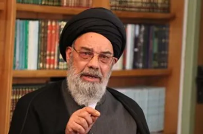 اساتید بسیجی پاسخ&zwnj;گوی شبهات دانشجویان باشند/ دشمن با لباس دوست وارد عمل می&zwnj;شود