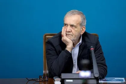 پزشکیان: رانندگانی که اقدامات پرخطر انجام می&zwnj;دهند باید نقره داغ شوند