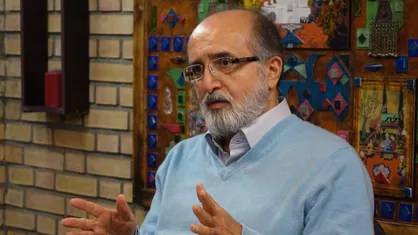 مستخدمین&zwnj;حسینی: تنها نیت دولت از واگذاری سهام شرکت&zwnj;ها جبران کسری بودجه است / بورس در مسیر موسسات مالی ورشکسته؟!