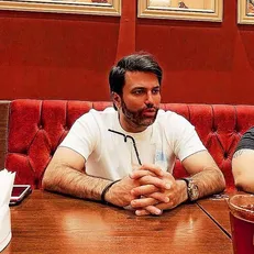 پرسپولیسی‌ها هم از این استقلال تعریف می‌کنند/ کاربرد گوشی‌های داوران برای چیست؟