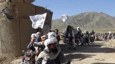 ۸ شهرستان بزرگ افغانستان به دست طالبان افتاد