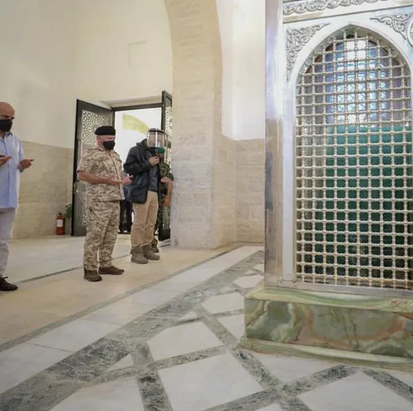 زیارت ملک عبدالله از حرم حضرت جعفر بن ابوطالب