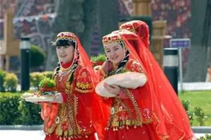 دانشگاهیان علوم بهزیستی زیبایی&zwnj;های عید باستانی نوروز را به نمایش می&zwnj;گذارند