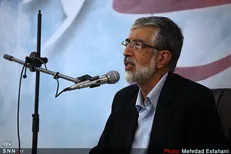 تقدیر از «حداد عادل» به عنوان چهره ادبی سال در جایزه قلم زرین