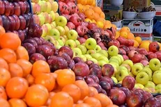 قیمت میوه در میادین تره بار ۴۰ درصد ارزان‌تر از سطح شهر