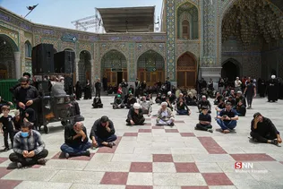 عزاداری و عرض تسلیت عاشقان امام باقر علیه السلام در حرم بانوی کرامت