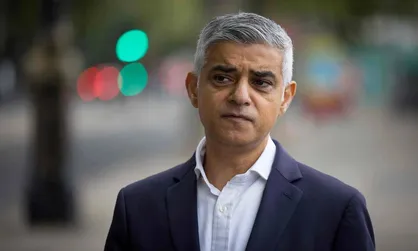 صادق خان: لندن توان تحمل فشار اقتصادی ناشی از جنگ بی&zwnj;توجیه ترامپ را ندارد