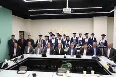 اهداء گواهینامه‌های اولین دوره عالی مدیریت کسب وکار