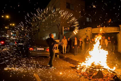 چهارشنبه سوری را &laquo;چهارشنبه سوزی&raquo; نکنیم