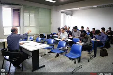 چرا استاد من از دانشگاه رفت؟/ جایی برای پیرمردها نیست