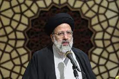 تجلیل آیت&zwnj;الله رئیسی از ارتش برای کسب رتبه برتر سلامت مالی