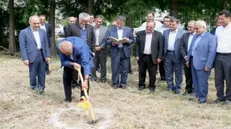 کلنگ احداث مرکز توسعه نوآوری و فناوری دانشگاه گیلان به زمین زده شد