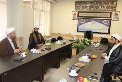 نشست رئیس عقیدتی سیاسی نیروی زمینی ارتش با معاون روابط عمومی حوزه&zwnj;های علمیه خواهران