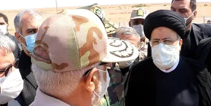 آیت الله رئیسی: حضور مقتدرانه مرزبانان اجازه عرض اندام به دشمن را نمی&zwnj;دهد