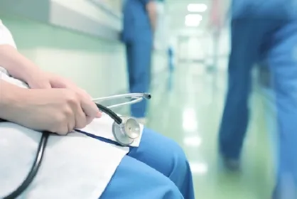 مهاجرت برای تحصیل پزشکی؛ زخم پنهان بر پیکر سلامت ایران