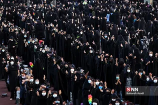 مراسم خیمه سوزان عاشورا در میدان امام حسین (ع)
