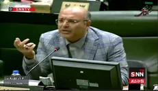 لک علی‌آبادی: یک عده سلبریتی وارد مجلس می شوند جلسه می‌گیرند و تصمیم می‌گیرند چه کسی هیئت رئیسه باشد چه کسی نباشد