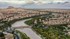 اثر جانمایی اشتباه صنایع بر کاهش ذخایر آبی زیرزمینی / چرا تشویق برای مهاجرت به اصفهان درست نیست؟