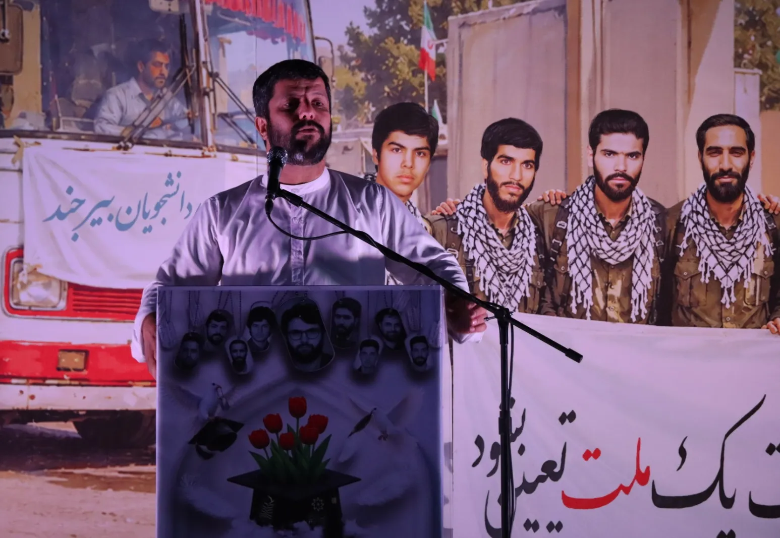 هادی قاسمی: ما تمام تلاشمان را می‌کنیم مردم مجاهدت و رشادت شهدا را فراموش نکنند/بیش از ۲۰۰ شب حضور مردم در خیابان، نتیجه کار فرهنگی است +فیلم