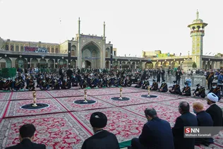آیین تعویض پرچم حرم مطهر حضرت معصومه(س)