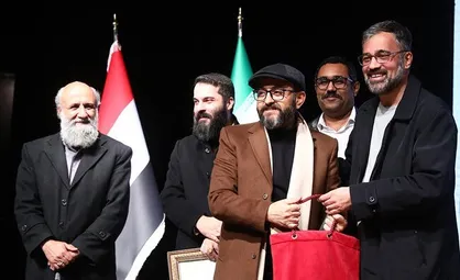 نمایشگاه انفرادی کارتون و کاریکاتور &laquo;کمال الفن&raquo; افتتاح شد/ این خطوط ساده آثار &laquo;کمال شریف&raquo;