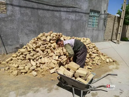 ساخت منزل یک کهنسال در رزمایش خدمت خراسان شمالی/ بسیج نیت خیر خود را نشان داده است