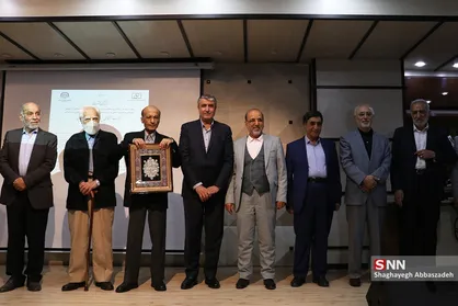 مراسم تجلیل از دکتر مهدی سرابی استاد پیشکسوت رشته مهندسی هسته&zwnj;ای دانشگاه امیرکبیر