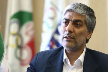 هاشمی: آزادی باید فقط متعلق به تیم ملی باشد / ساخت ورزشگاه راحت&zwnj;تر از بازسازی آن است +فیلم