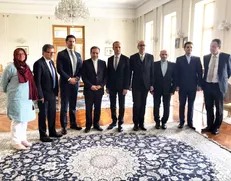 دیدار اعضای گروه دوستی پارلمانی اتریش و ایران با عراقچی