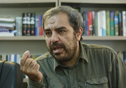 پژوهشگر تاریخ انقلاب: &laquo;رنج&zwnj;نامه&raquo; طلایی&zwnj;ترین موضع حاج&zwnj;احمدآقا بود/ دلیل کینه جریانات ملی&zwnj;گرا از فرزند امام