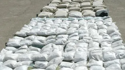 کشف بیش از ۶۹۰ کیلوگرم شیشه در عملیات پلیس اصفهان