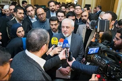 اتحادیه اروپا علاوه بر حمایت گفتاری، اقداماتش را هم تقویت کند