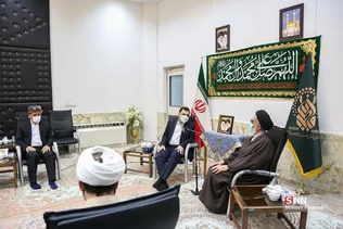 سفر وزیر به قم