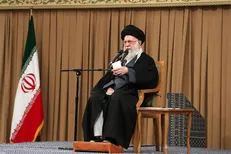 رهبر انقلاب: جمهوری اسلامی در مقابل تخریب‌گر‌ها کوتاه نخواهد آمد