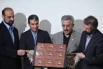 دلنوشته آریا عظیمی&zwnj;نژاد برای مرحوم کریم&zwnj;خانی