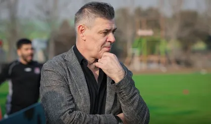 میلوشوویچ: باید کاری کنیم که پرسپولیس راحت بازی نکند